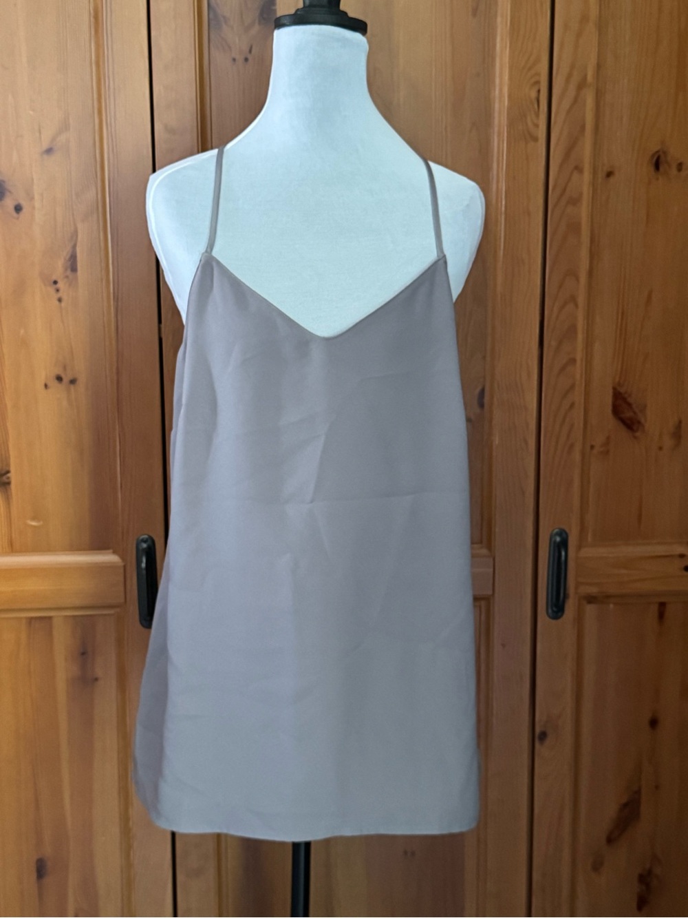 Banana Republic Gray Racerback Cami NWOT-Size M-18"x29"